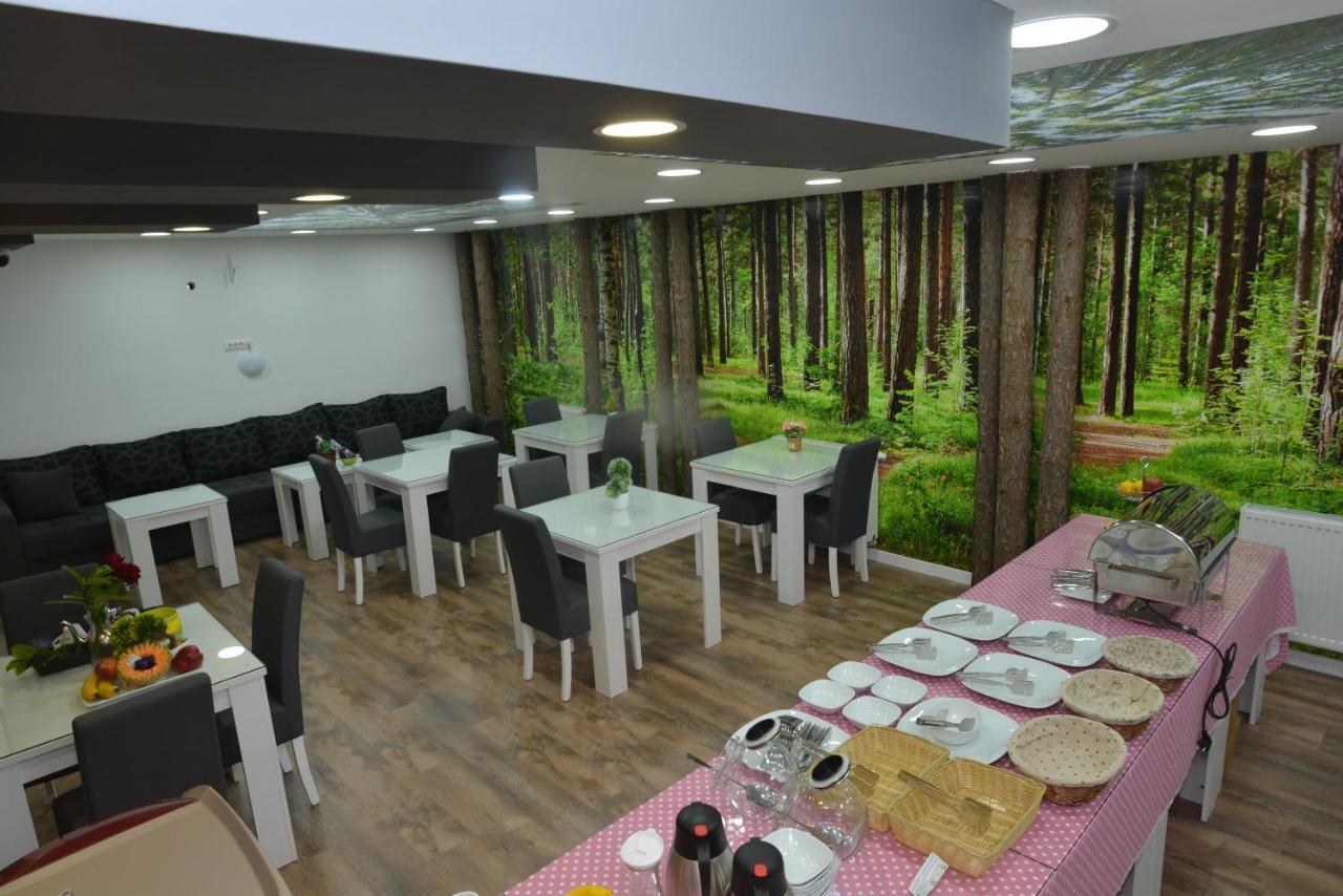 Apart Hotel Family Saraievo Exterior foto