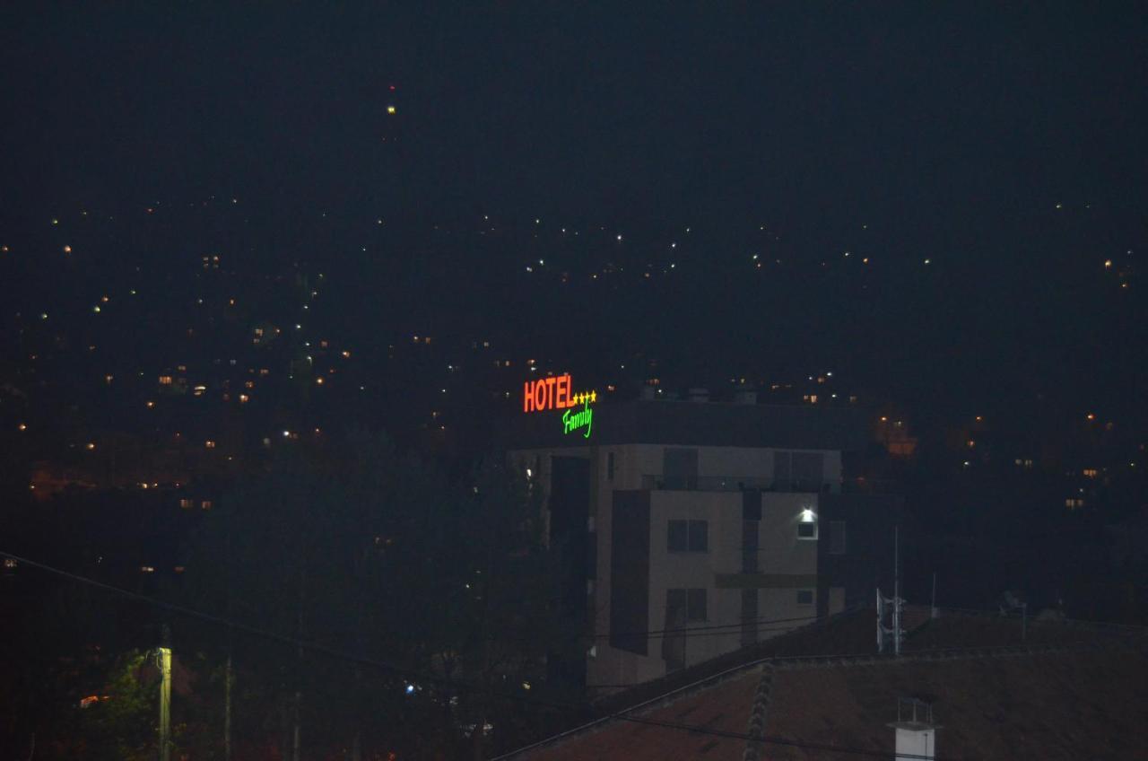 Apart Hotel Family Saraievo Exterior foto